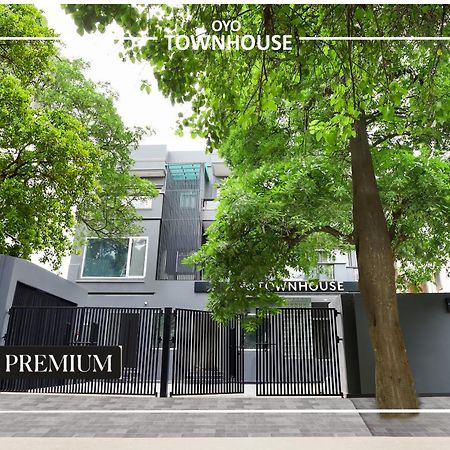 Oyo Townhouse 120 Shushant Lok Gurgaon Bagian luar foto