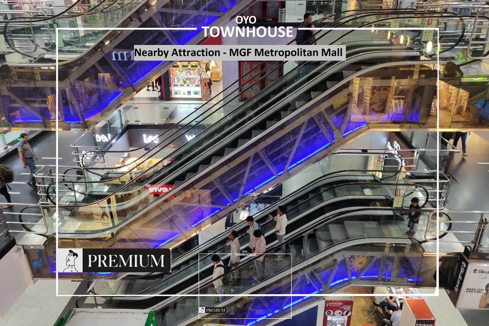 Oyo Townhouse 120 Shushant Lok Gurgaon Bagian luar foto